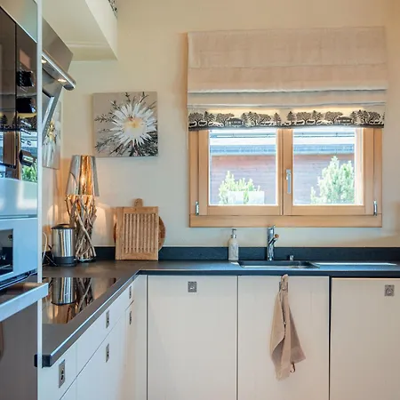 Boname By Interhome ナンダ